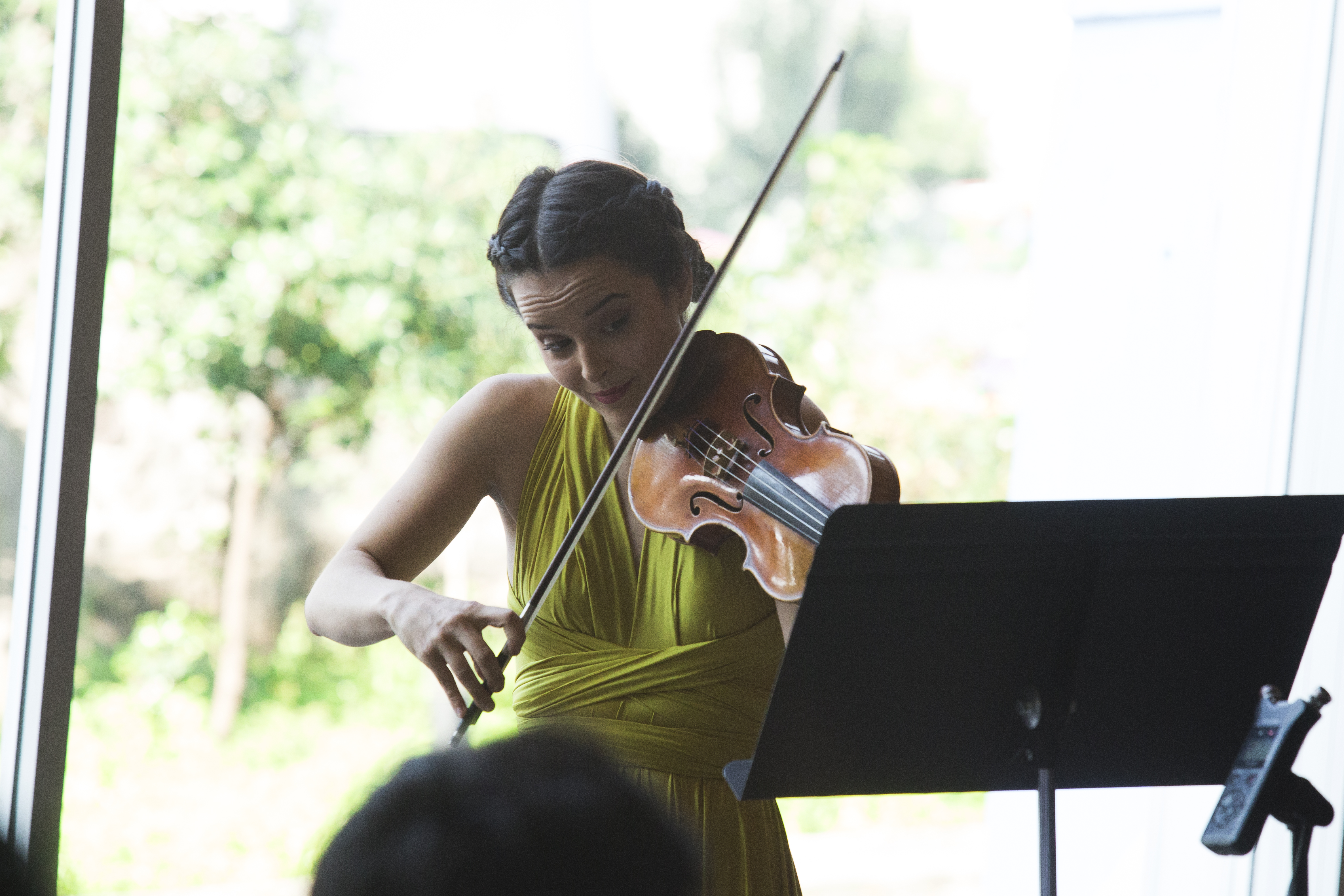 Yoo / Abigel Kralik: Concierto para violín Sibelius | Orquesta Filarmónica de la Ciudad de México